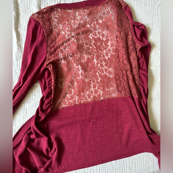 Red lace back drape cardigan - Picture 7 of 7